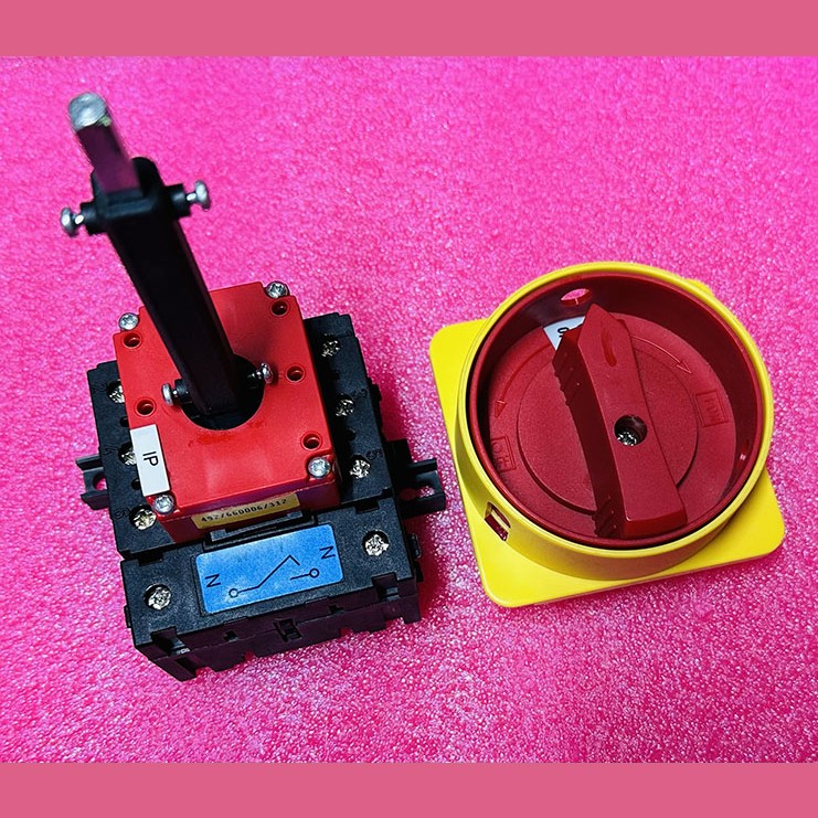 Переключатель 63A 600VAC 3-PH ML 2-660 General Electric