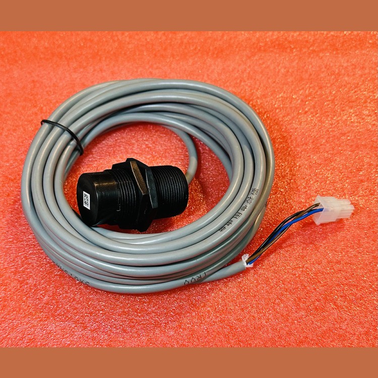 Датчик загрузки кабины XB50 SSM-R30-L1-6M KM712537G01 Kone